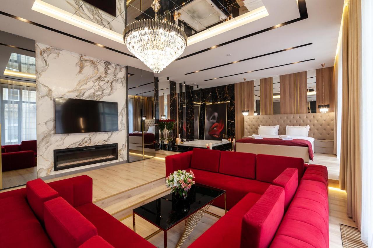 Aristo Jacuzzi Hotel Lviv Eksteriør bilde